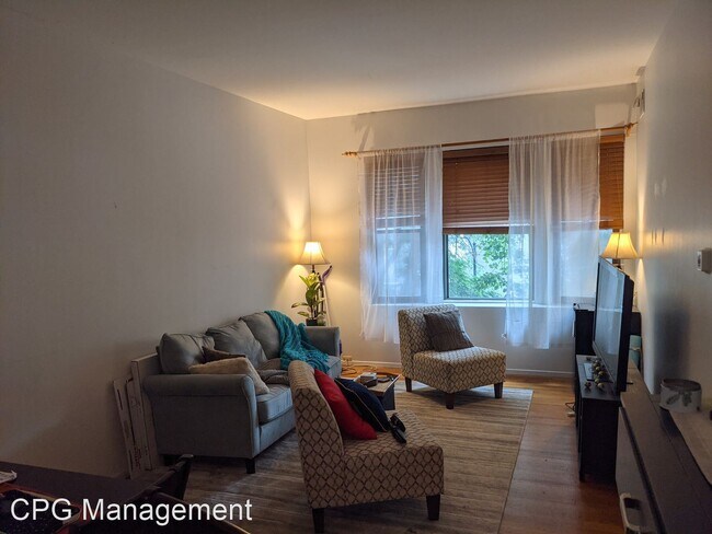 Building Photo - 2 br, 1 bath House - 454 W Wrightwood #3C