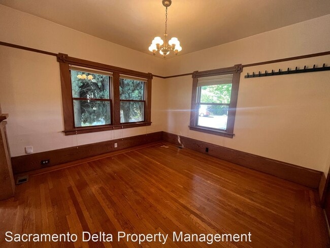 Building Photo - 2 br, 1 bath House - 219 24th Street
