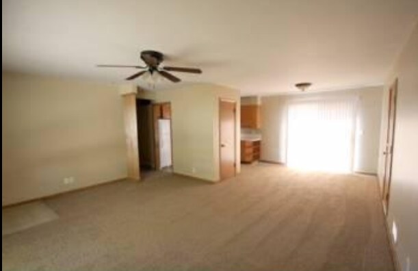 Building Photo - Cute 3 Bed 1.5 Bath Home in KCMO-Available...
