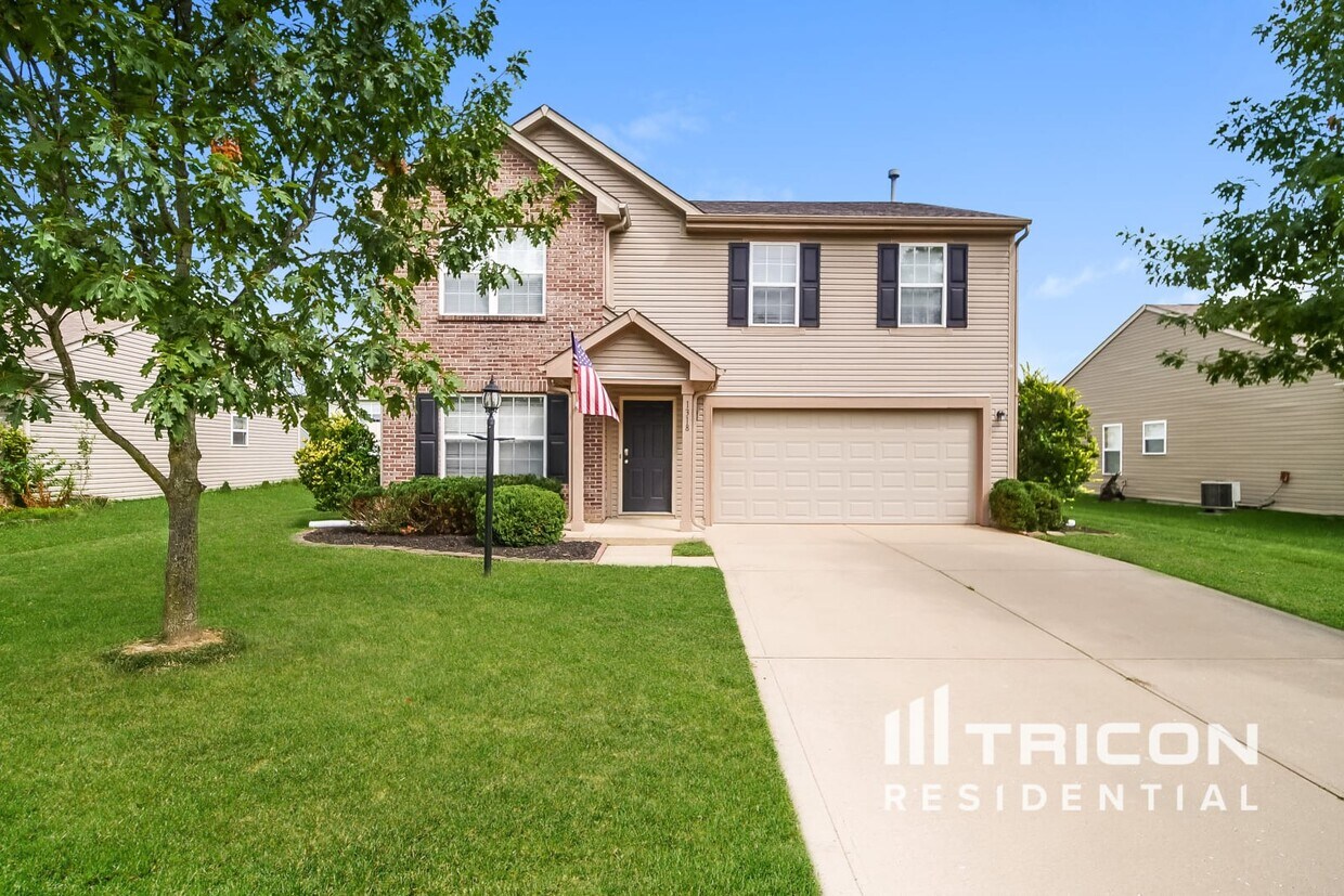 Primary Photo - 1318 Grand Canyon Cir