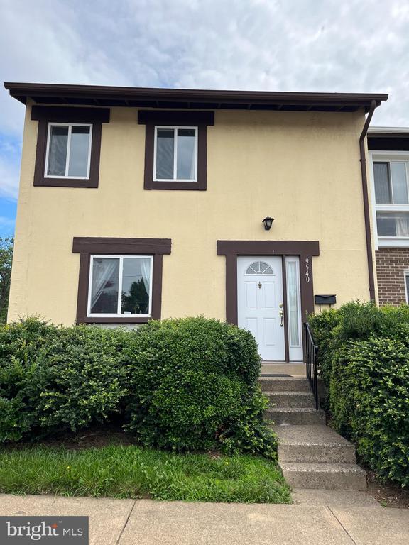 Foto del edificio - 9540 Blake Ln