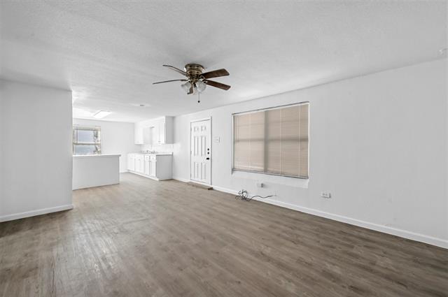 Foto del edificio - 120 E Monterey St