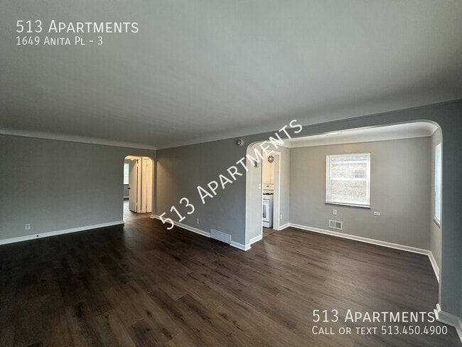 Building Photo - 1649 Anita Pl
