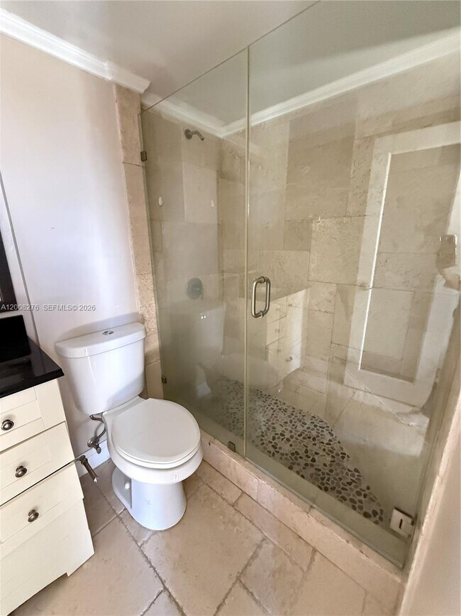 Foto del edificio - 5313 Collins Ave