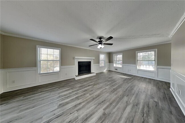 Building Photo - 385 Roswell Farms Rd