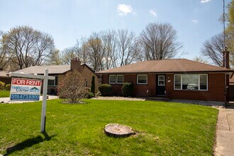 Building Photo - 179 Burnside Dr