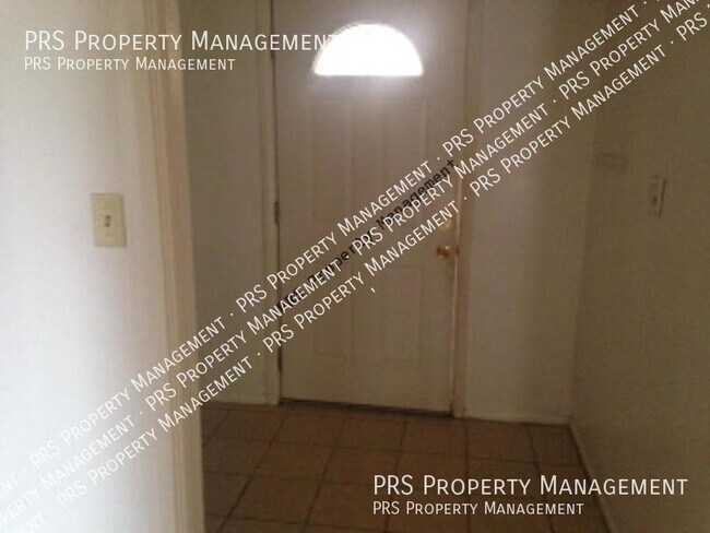 Foto del edificio - Price Reduced