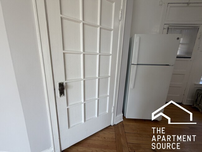 Foto del edificio - 3902 W Argyle St