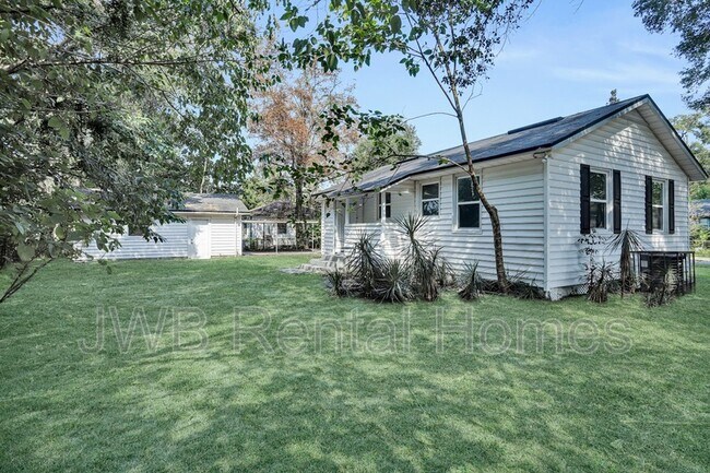 Building Photo - 9062 Van Buren Ave