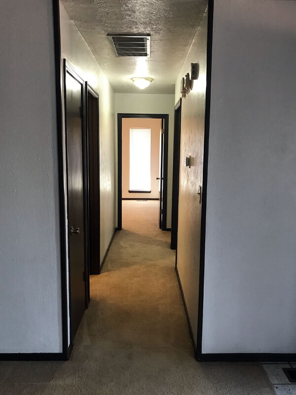 Foto del edificio - 304 Willow Branch Rd