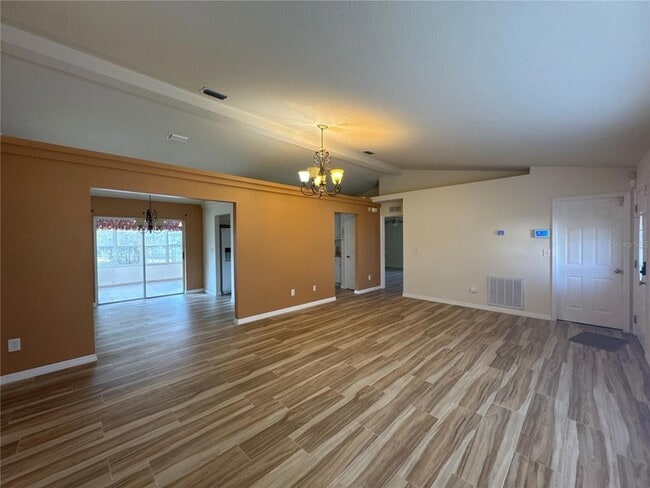 Foto del edificio - 5440 SW 100th Loop