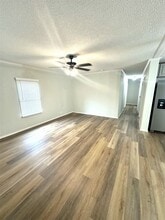 Building Photo - 11930 Greenglen Dr
