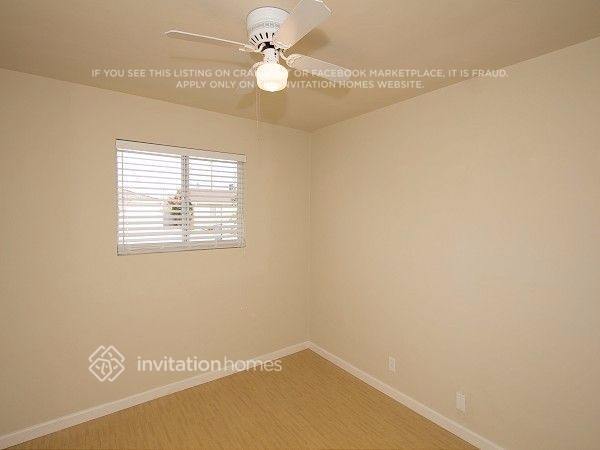 Foto del edificio - 1015 W 19th St