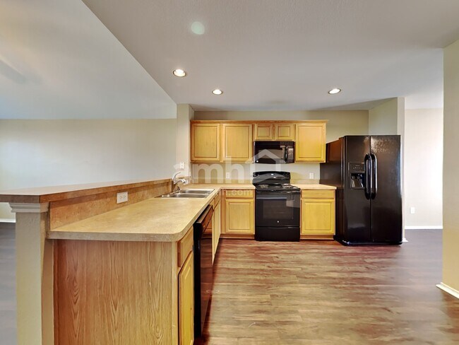 Foto del edificio - 925 Hawthorne Rd