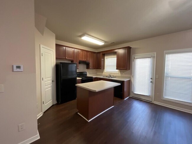 Building Photo - 2229 Oakland Downs Way