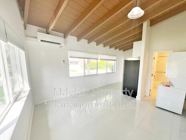 Foto del edificio - 1205 N 15th Ct