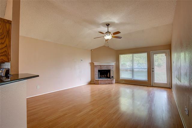 Foto del edificio - 8429 Bowspirit Ln