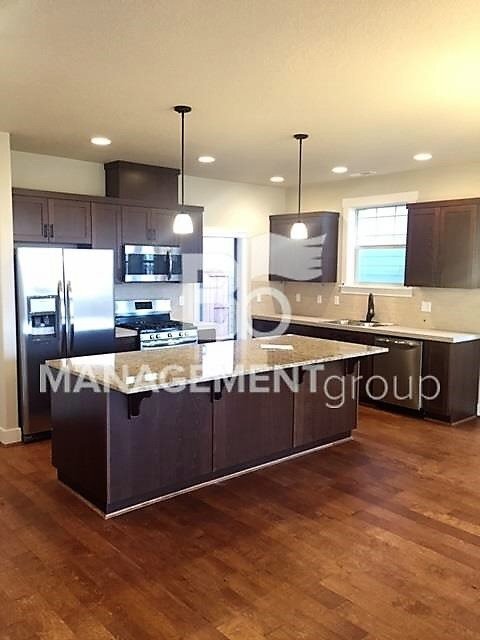Foto del edificio - Beautiful Home in Bethany/NW Portland with Full access to Pool & Rec Center!