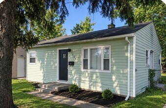 Building Photo - 1062 Brentnell Ave