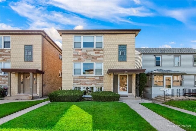 Building Photo - 2424 N 77th Ct