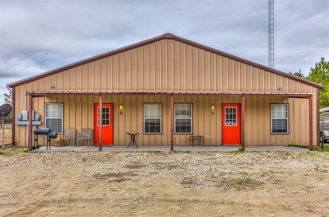 Building Photo - 1297 FM247