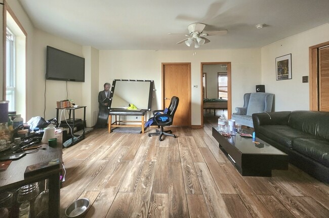 Foto del edificio - 1316 W 18th St