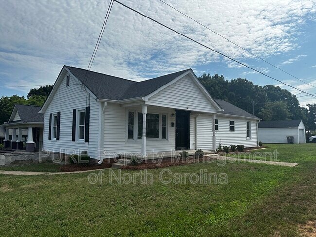Foto del edificio - 1101 Woodlawn St