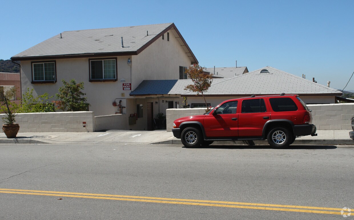 Building Photo - 10255 Tujunga Canyon Blvd
