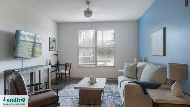 Foto del edificio - 900 E Six Forks Rd