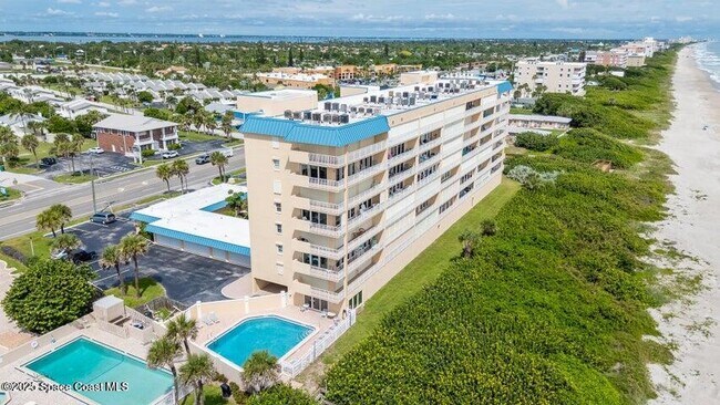 Building Photo - 1095 N Hwy A1A