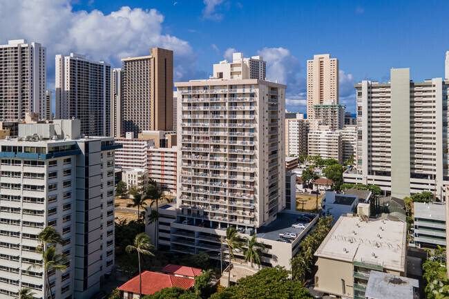 Building Photo - Waikiki Lanais