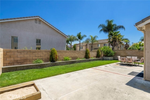 Building Photo - 15863 Silver Springs Dr