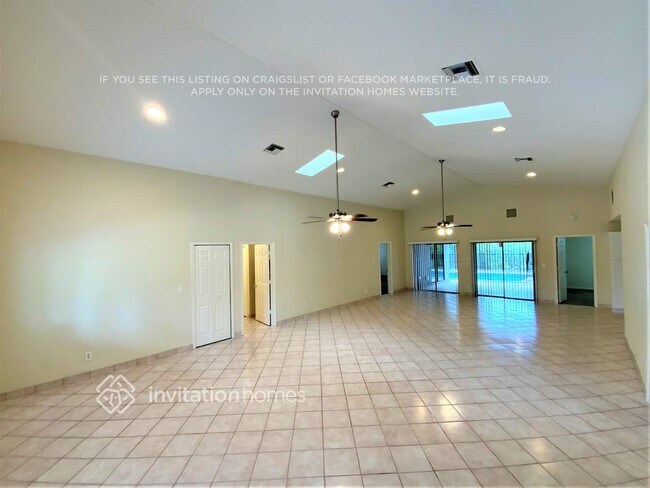 Foto del edificio - 147 Heron Pkwy