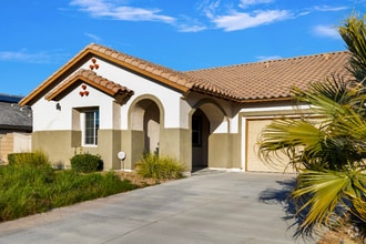 Building Photo - 43826 Countryside Dr