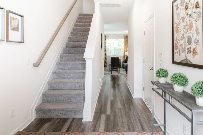 Building Photo - 9570 Eagle Pass Dr