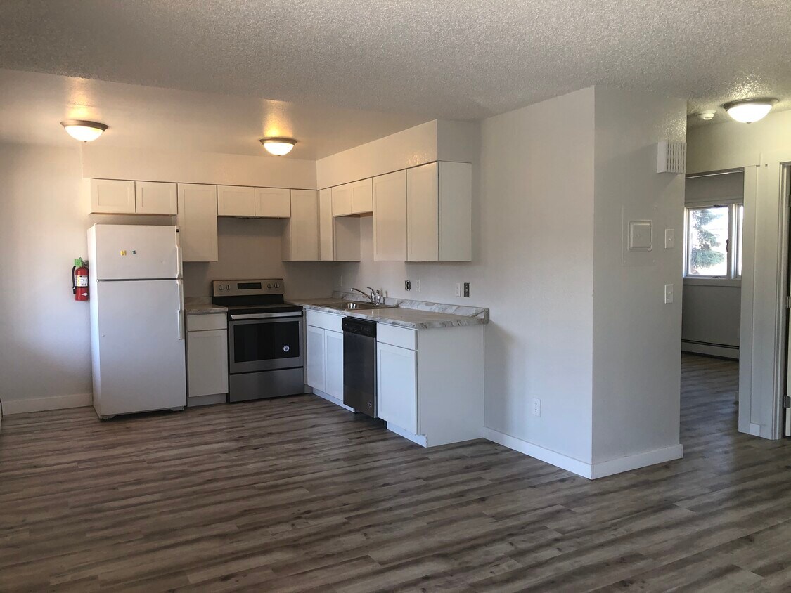 Foto principal - 5310 Lionheart Dr