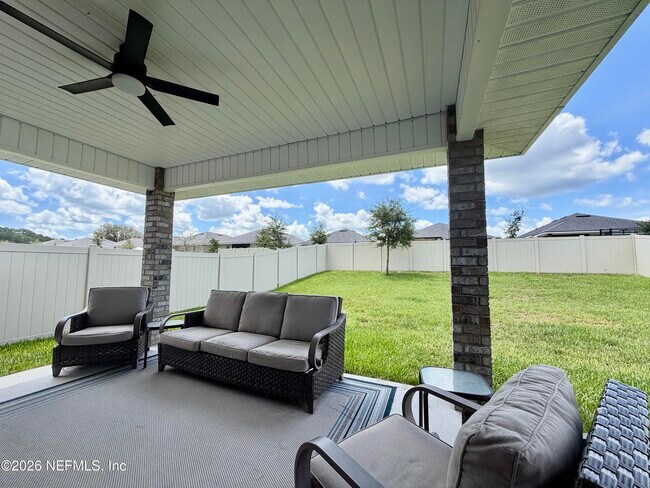 Foto del edificio - 3085 Laurel Springs Dr