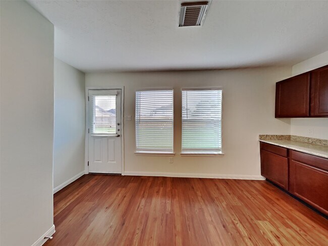 Foto del edificio - 3906 Hawthorn Glen Ct