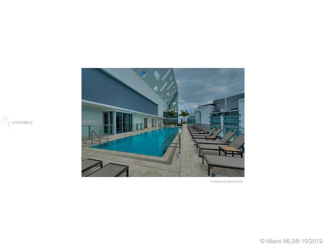 Building Photo - 1300 Brickell Dr