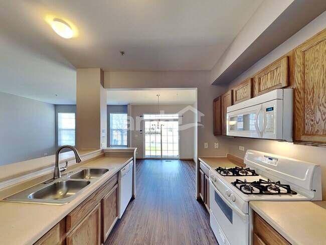 Foto del edificio - 3945 Havenhill Ct