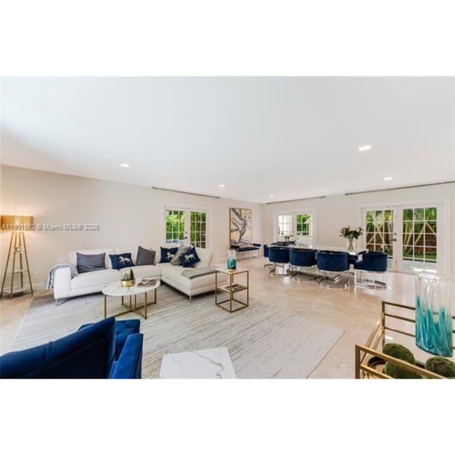 Foto del edificio - 140 N Hibiscus Dr