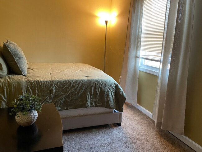 Photo - 888 W Lombard St Apartment