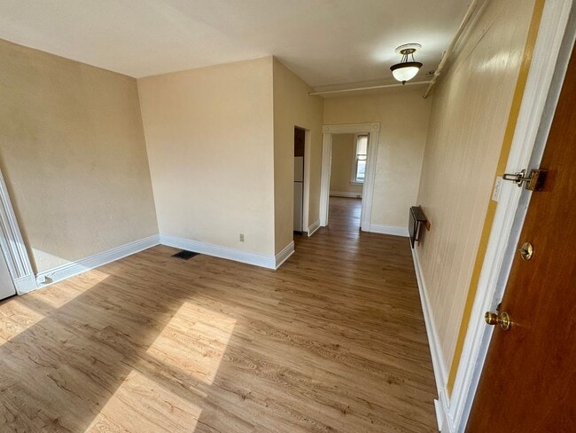 Building Photo - 4451 Highridge St
