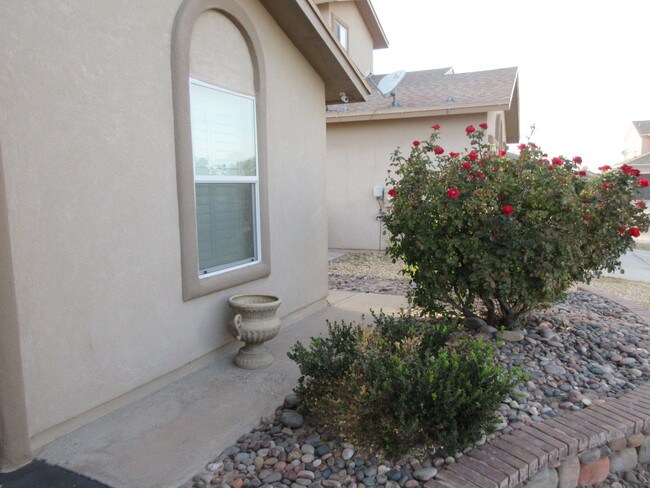 Building Photo - 3281 Perla Point Dr