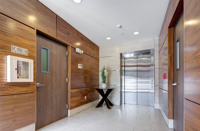 Foto del edificio - 5609 Jefferson St
