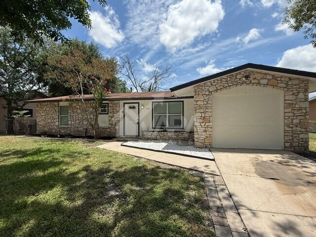 Photo - 5306 Boatman Rd (Kirby, TX) House