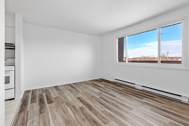 Building Photo - Place Bedard Apartments