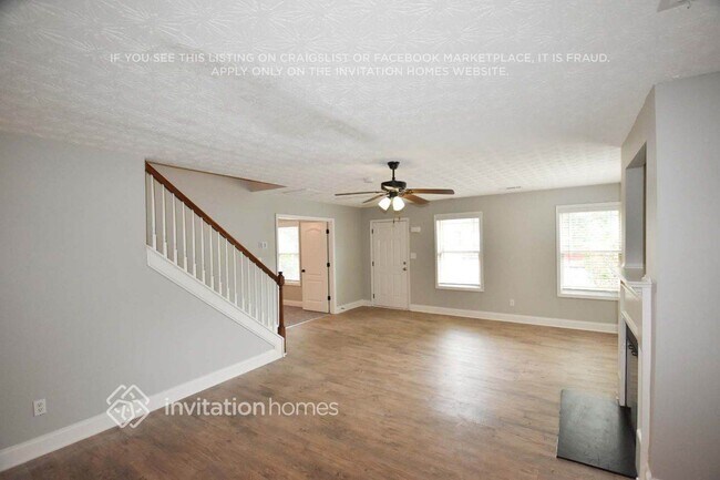 Foto del edificio - 113 Daisy Cir