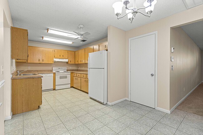 Foto del edificio - 8702 SW 93rd Ln