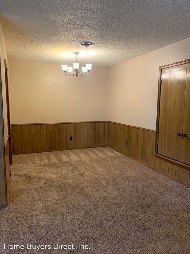 Building Photo - 3 br, 2 bath House - 4420 Ridgecrest